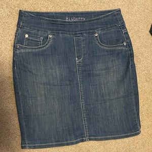 Blueberry body on denim skirt size 8